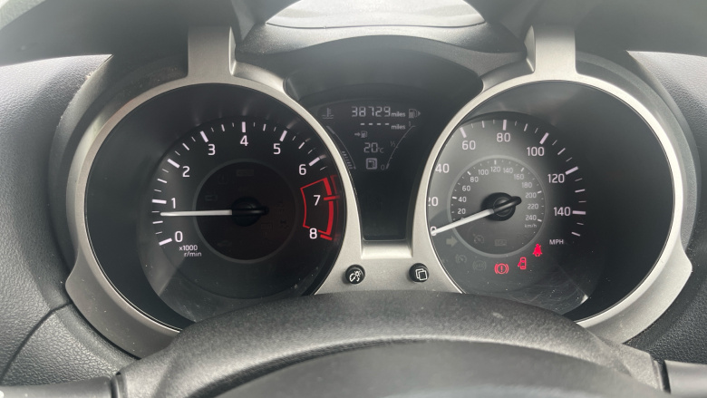 Nissan Juke 1.6 [112] Acenta 5dr CVT Petrol Hatchback